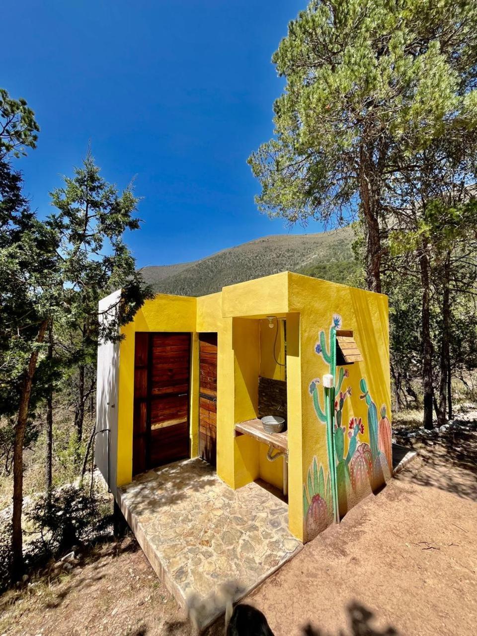 Camping En La Sierra De Arteaga Los Lirios Dış mekan fotoğraf